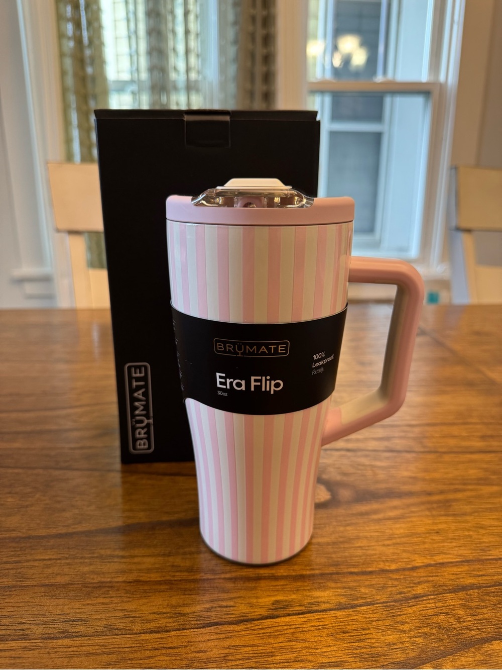BrüMate Era Flip 30oz Strawberries and Cream